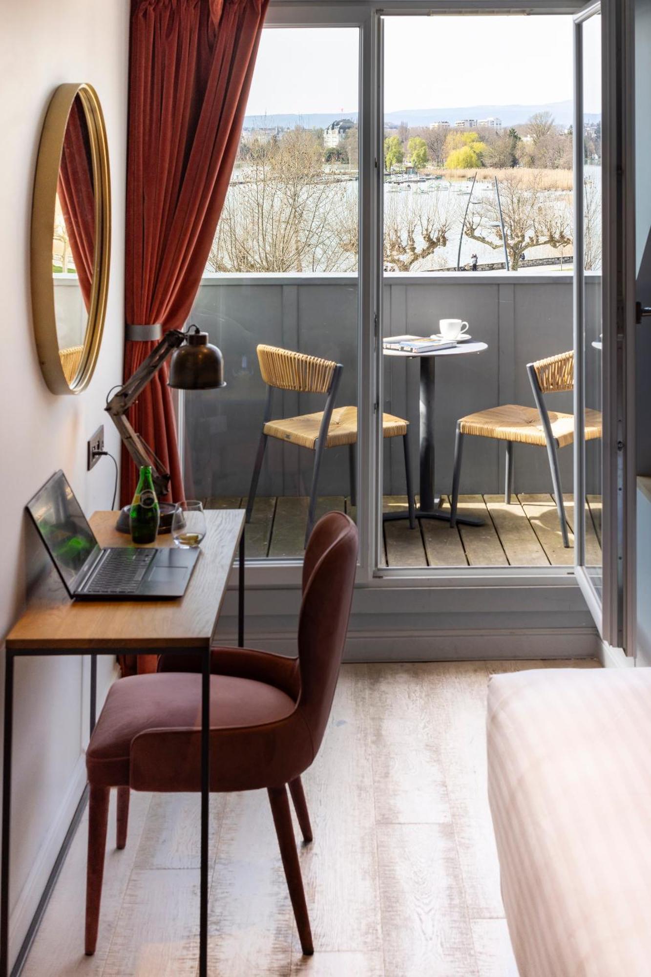 Le Bel Abri Hotel Annecy Exterior photo