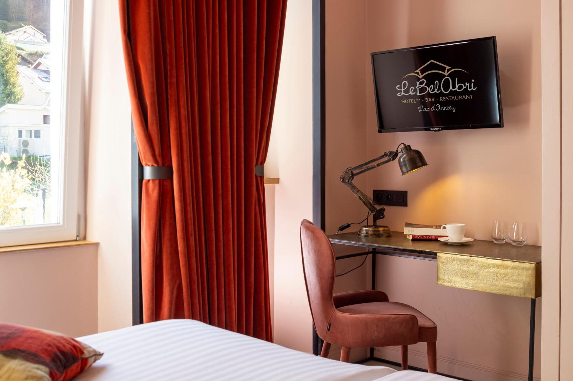 Le Bel Abri Hotel Annecy Exterior photo